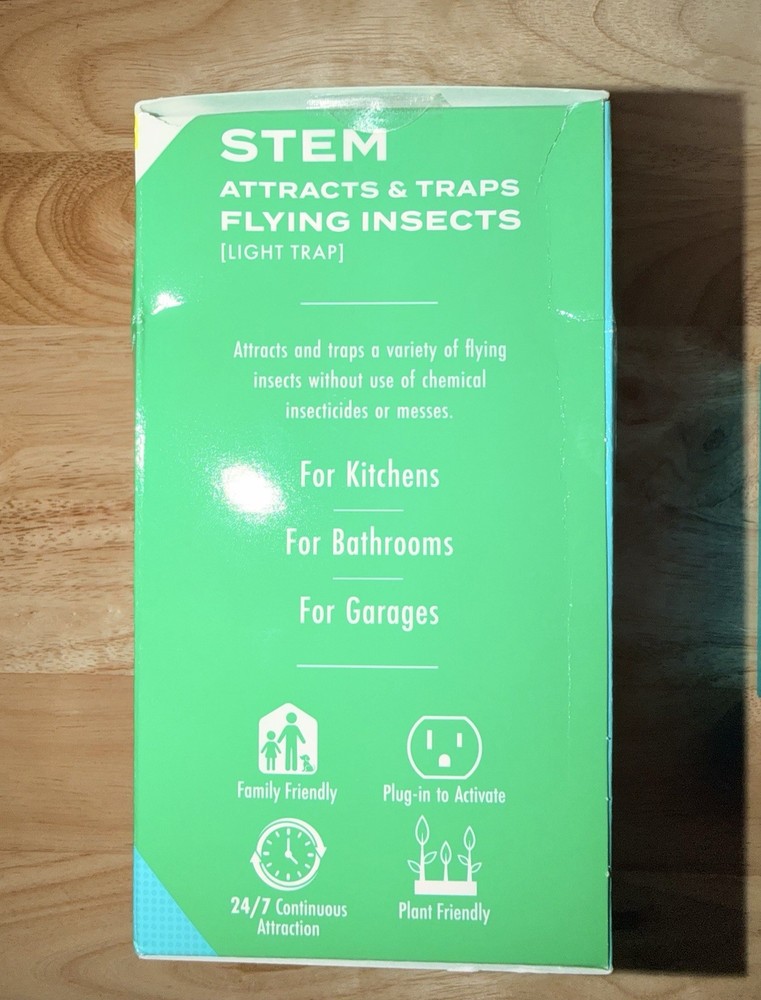 STEM Light Trap Flying Insects Starter Kit 1 Device & 3 Refills Total