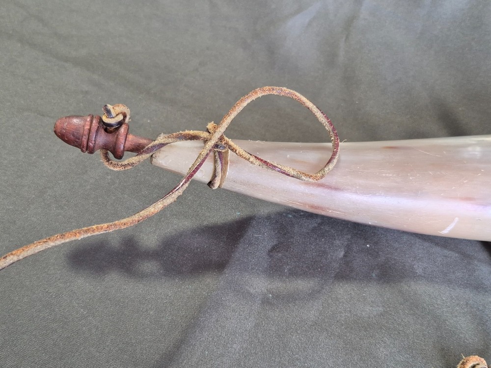 Muzzleloader Black Powder Horn Full Size 14" Powder Horn Flintlock Cap Lock