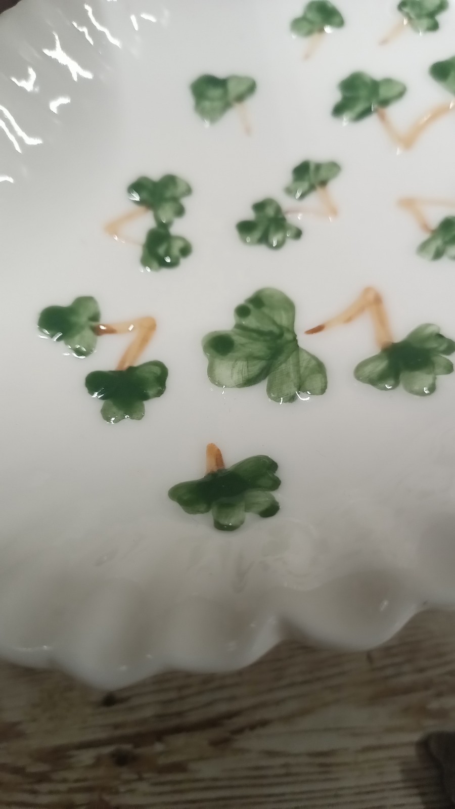 Shamrock Porcelain Tea Light 3 Piece And Small Tray Trinket Soap Dish Set