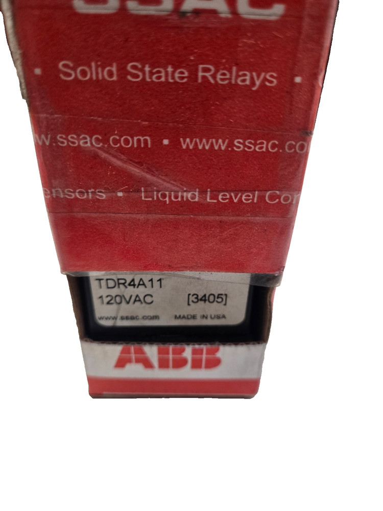 ABB SSAC TDR4A11 Time Delay Relay W/Socket NEW