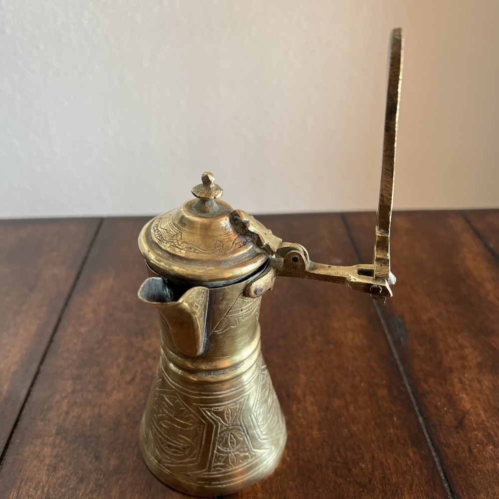 VTG Middle Eastern Coffee Pot Maker With Folding Long Handle 6” Tall