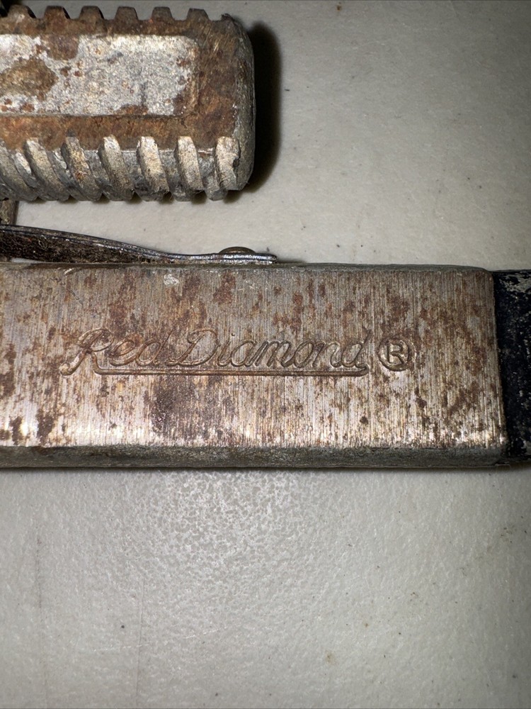 Vintage RED DIAMOND TOOL Adjustable Pipe Wrench 18"