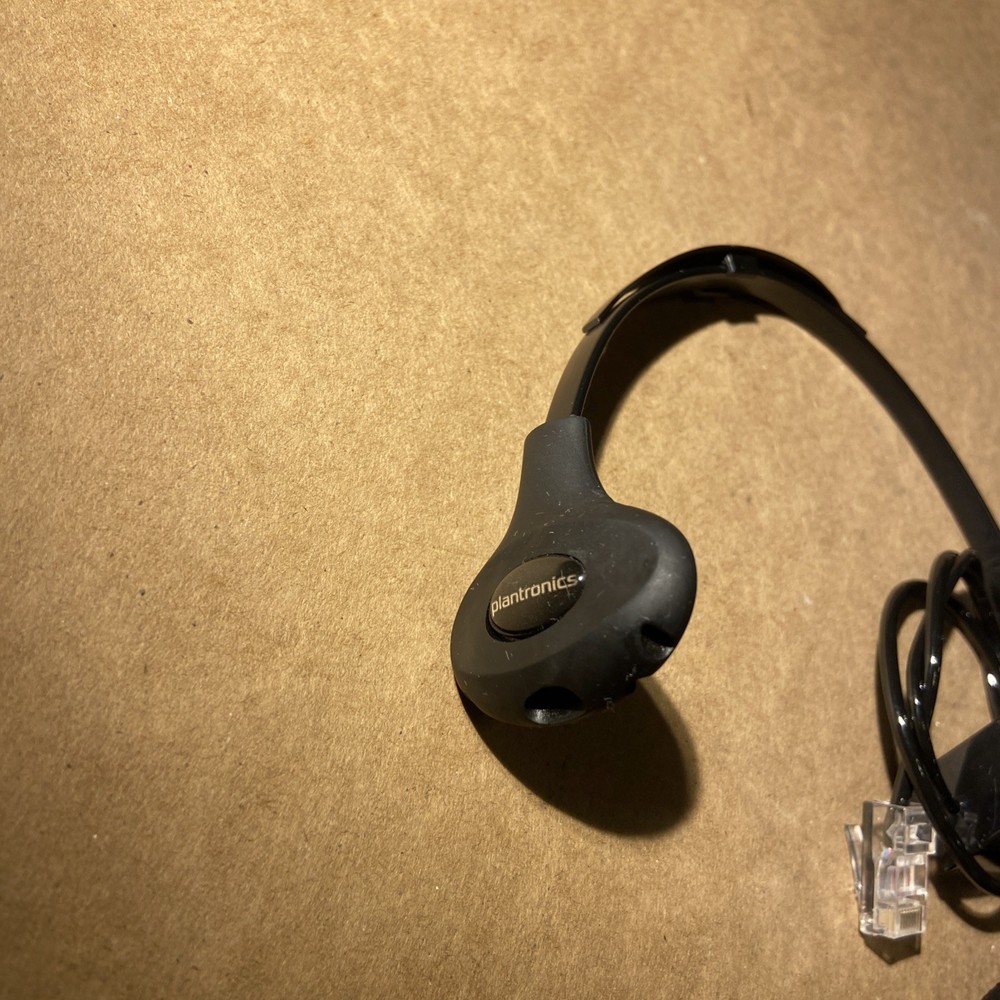 Plantronics AL8-WO2 81242 Wireless Headset System Base & Headset