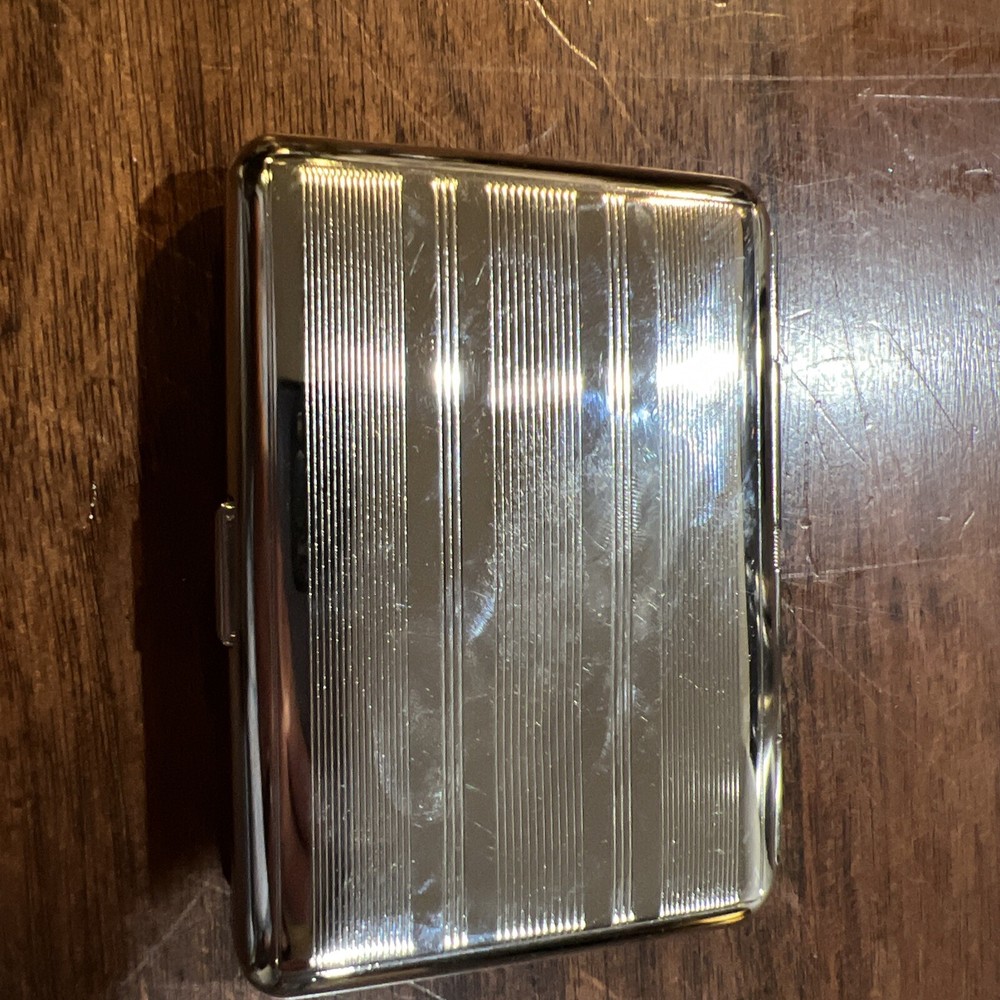 Madmen Cigarette Case