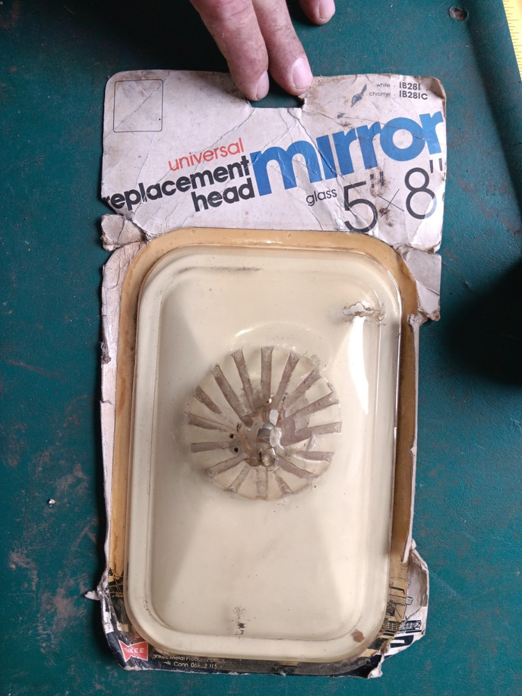 1B281 Universal Rectangular White Replacement Mirror Head 8"x5"