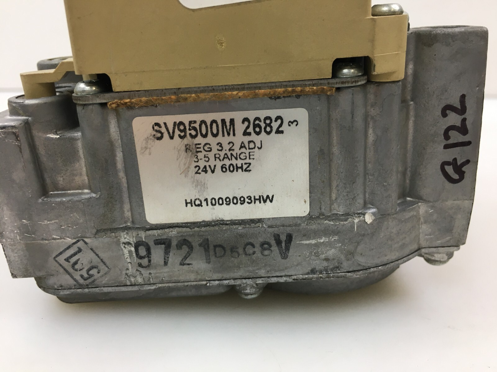 Honeywell Smart Gas Valve SV9500M2682 HVAC SmartValve HQ1009093HW used #G122
