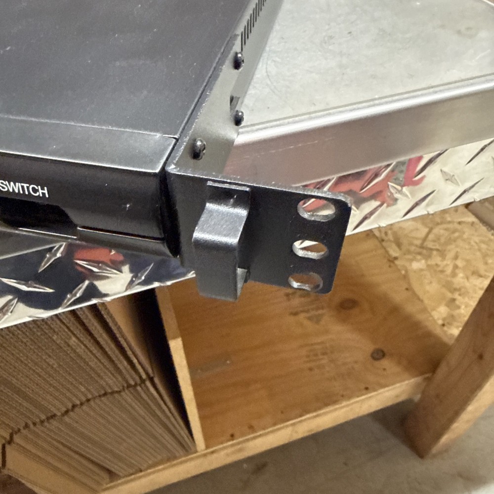 PCM Powercom Rack Mountable UPS Model KIN-1000AP RM (Used, tested Working)