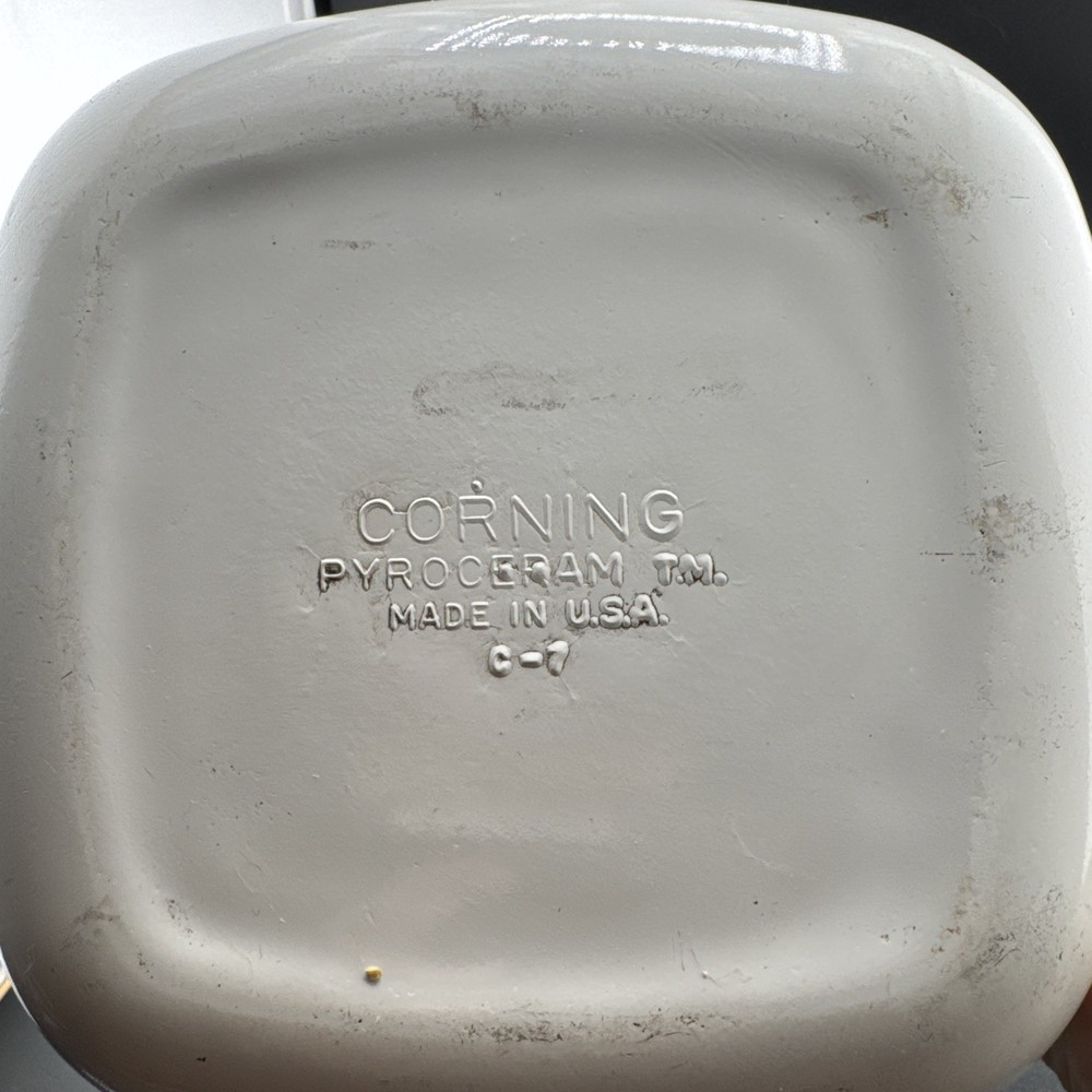 CorningWare casserole dish Bottom Only 7”