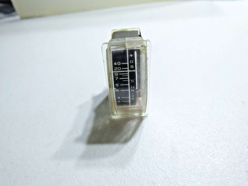 DECIBELS S-UNITS, DB PANEL METER 0-40 (Tested in good working.)