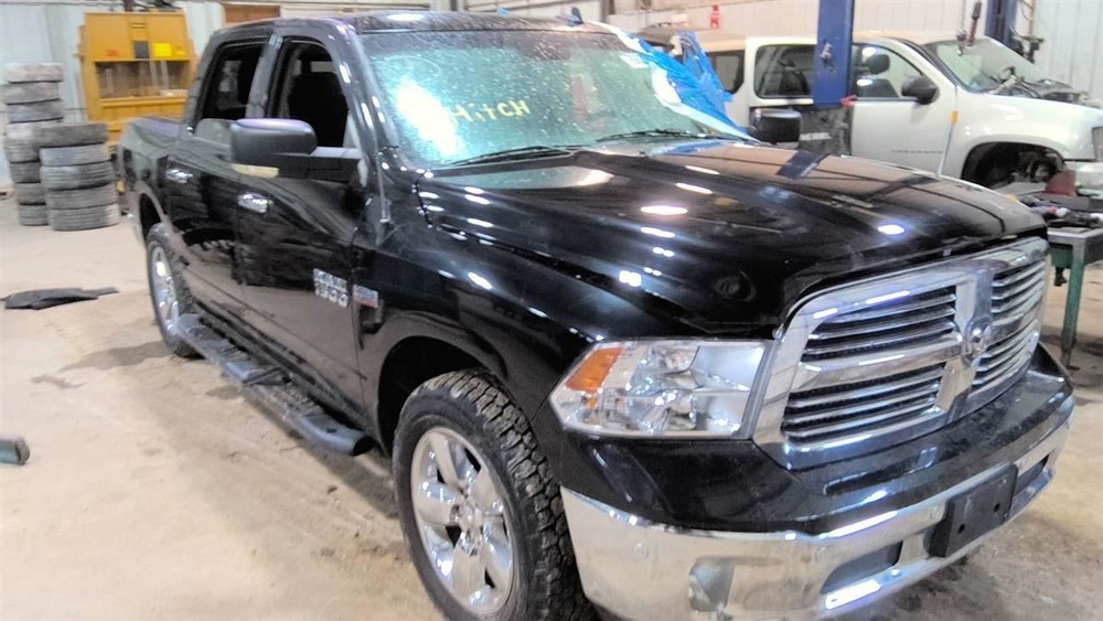 2016 Dodge ram 1500 Air Shutter