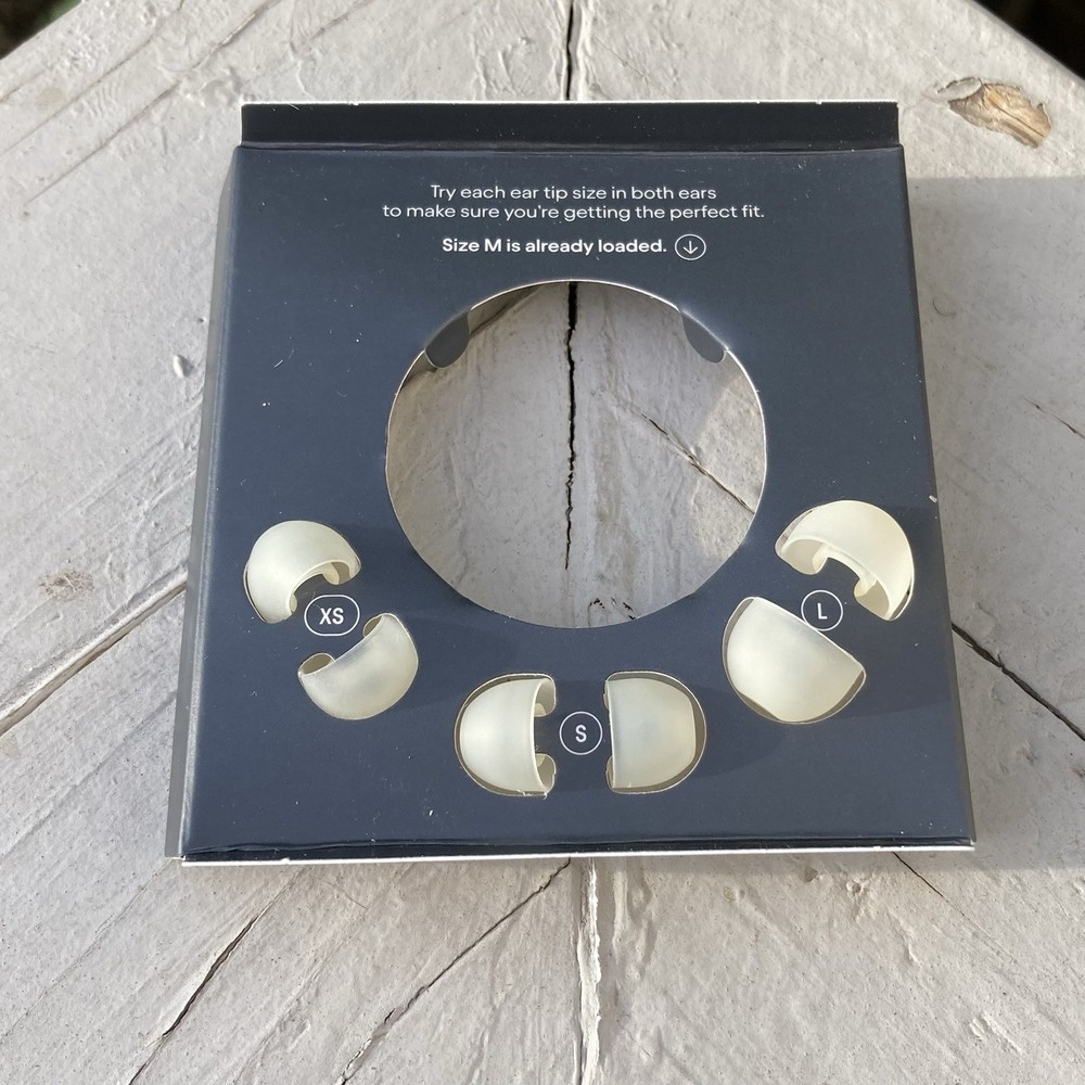 Loop Experience 2 Earplugs Gold Open Box See Everything Included