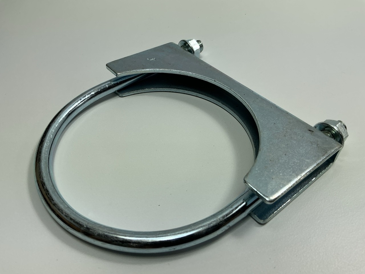 NEW 33304 Heavy Duty Exhaust Clamp 4" Muffler Clamp