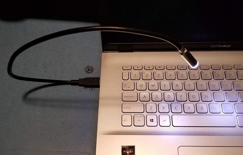 Vintage USB Light For Computer Notebook Laptop PC Reading Flexible/Black