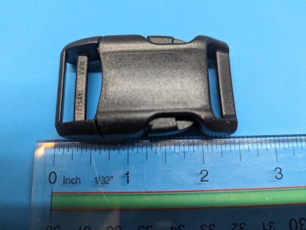 1 inch X 2.5 inch Black Side Squeeze (5) Plastic Buckle