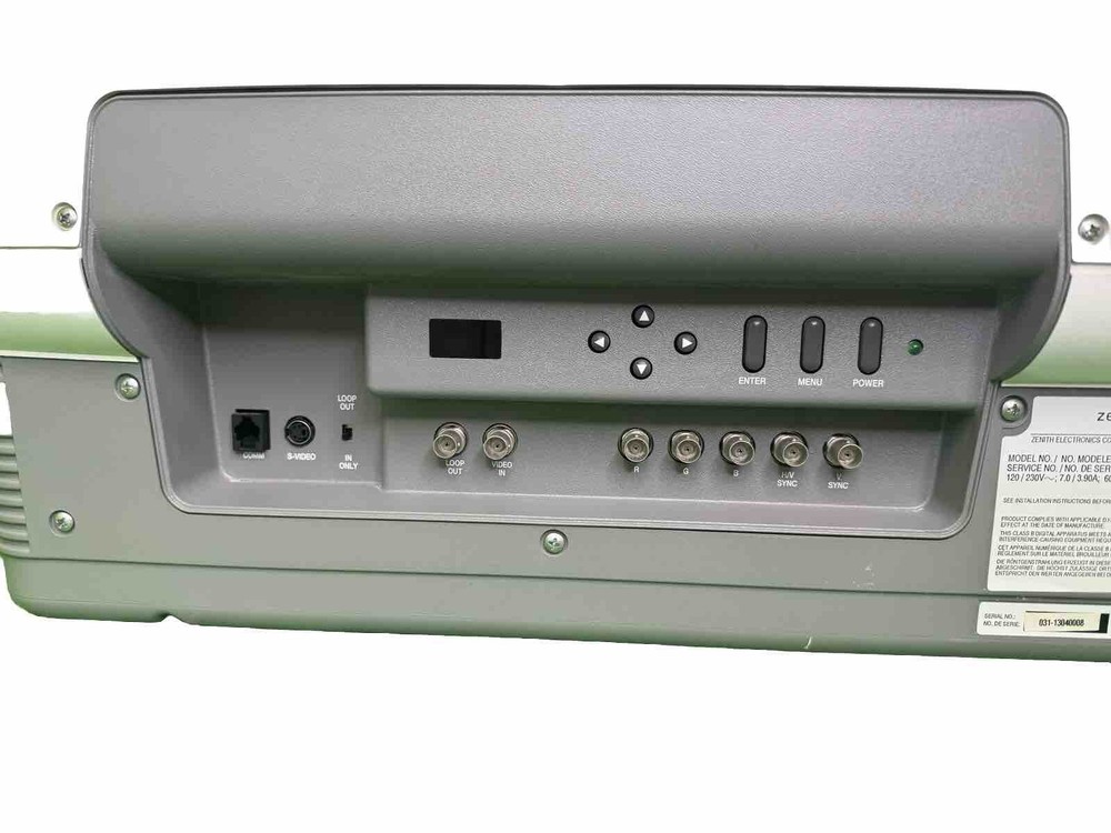 RARE! Classic HD Zenith PRO900 projector in pristine condition!