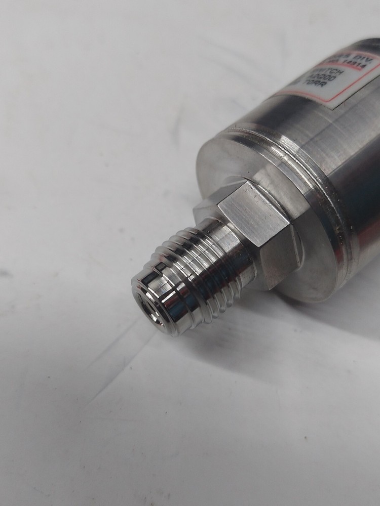 AMAT 1270-03003 Precision sensor E36W-H87 Pressure switch 4PC AVAILABLE MIA
