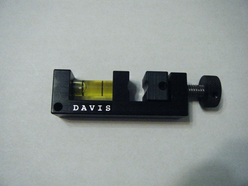 Davis 3rd Axis Leveling System