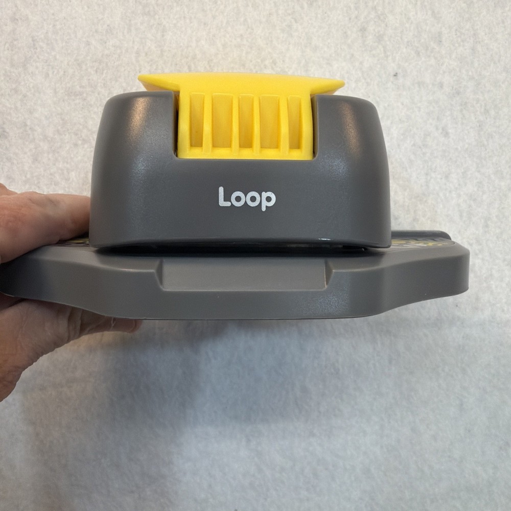 We R Memory Keepers Edge Border Paper Punch LOOP NEW