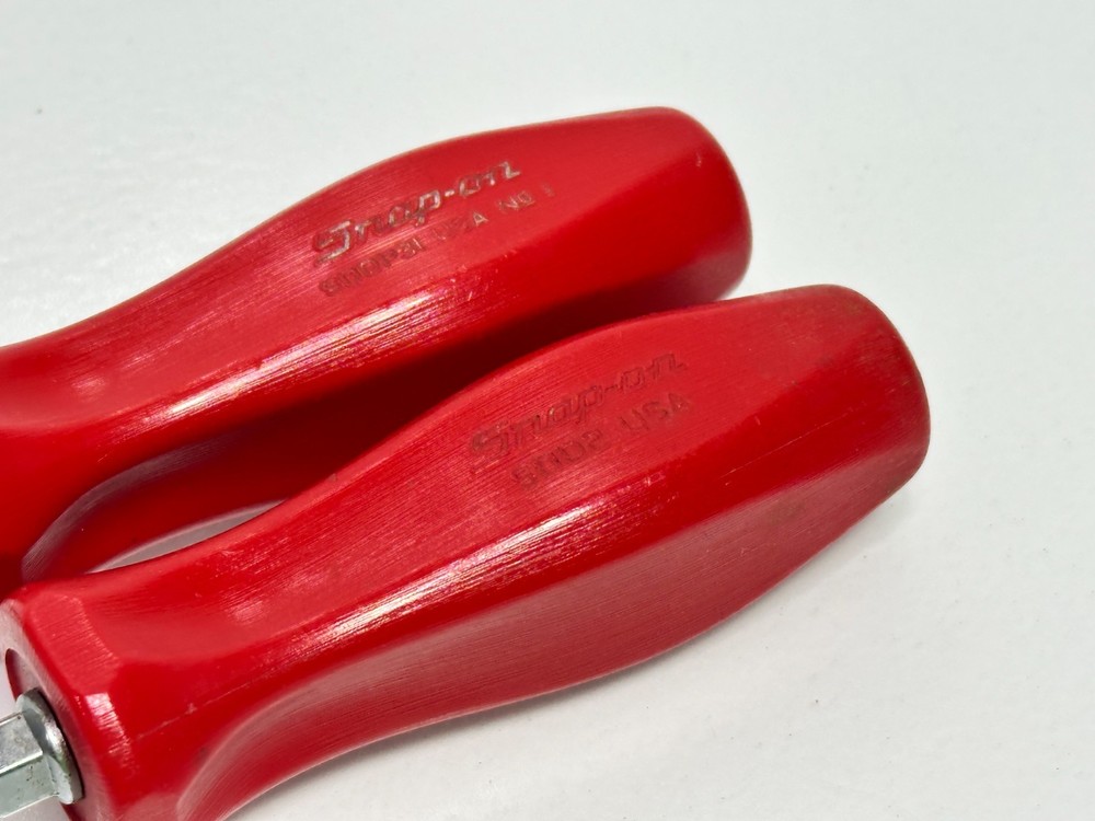 Snap-On Tools USA 2pc Red Hard Handle Phillips Flat Screwdriver Set SDDP31, SDD2