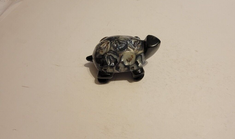 COLLECTIBLE 5-INCH BLACK STONE & ABALONE SHELL TURTLE NICE!