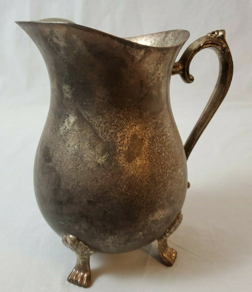 VINTAGE ~ Leonard Silver Plate Footed Water Pitcher with Ice Lip