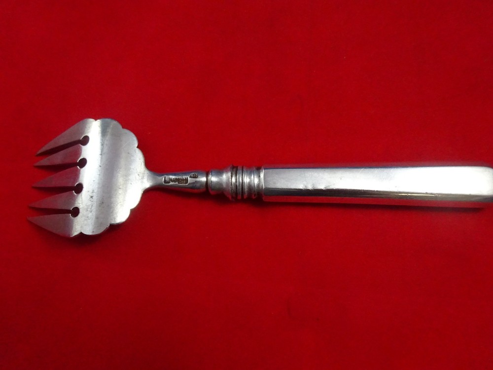 Vintage Russian 84 Silver Sardine Serving Fork ( #4401 )