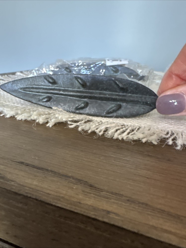 Leaf Design Drawer Pulls