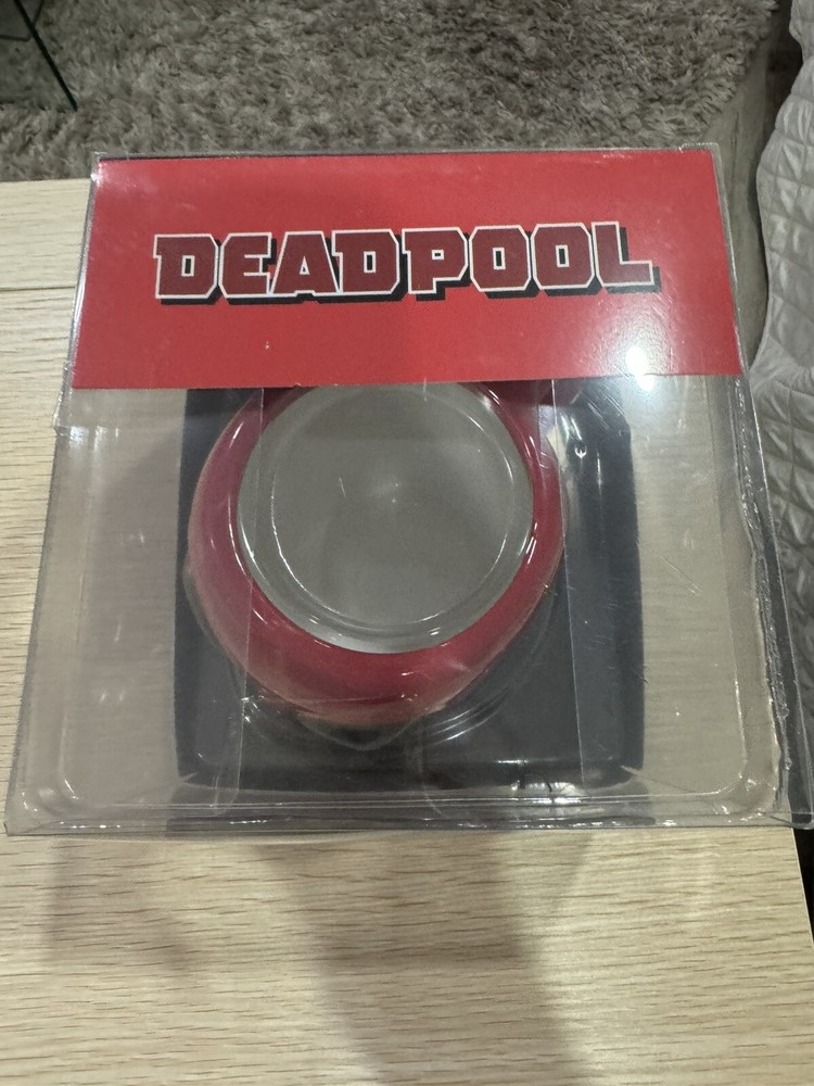 Marvel Deadpool Mug Adults Teens Red Black Side Handle Ceramic Drinkware New