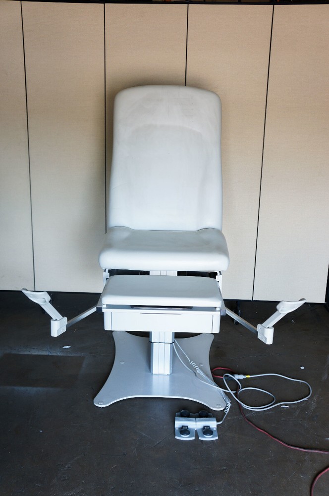 UMF 4040 Power Exam Table
