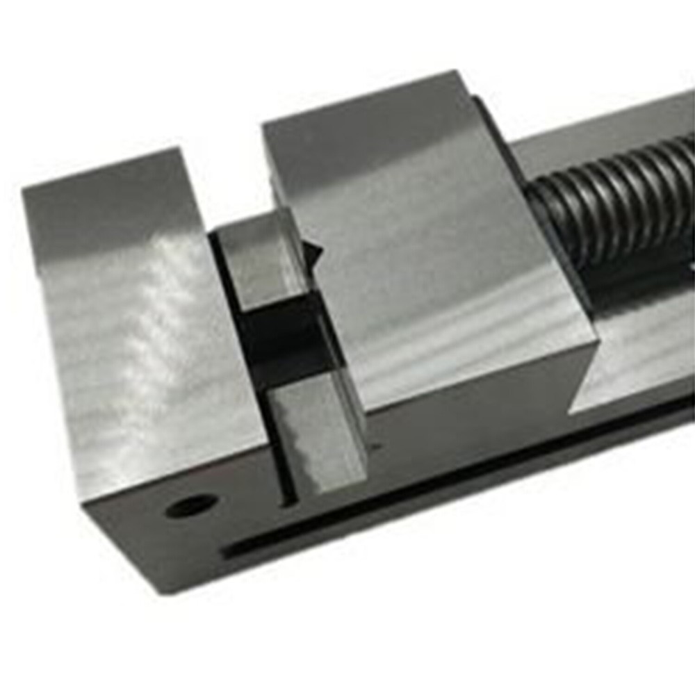 HFS(R) Precision Toolmakers Vise 2-1/2"