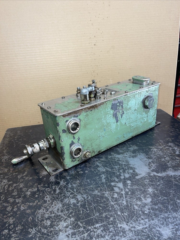 Madison Kipp Model FD 7 Feed Mechanical Oiler Used Machine Ratchet Driven
