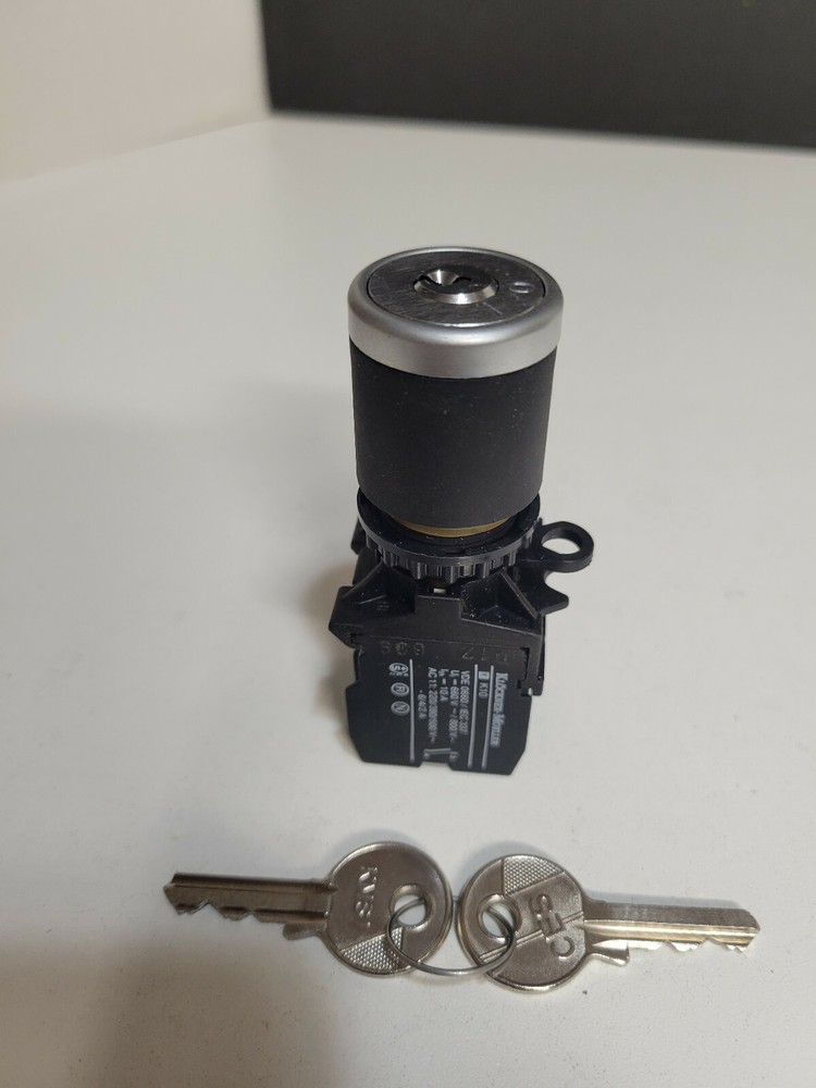 Klockner Moeller EK10 Key Selector Switch with 2 keys