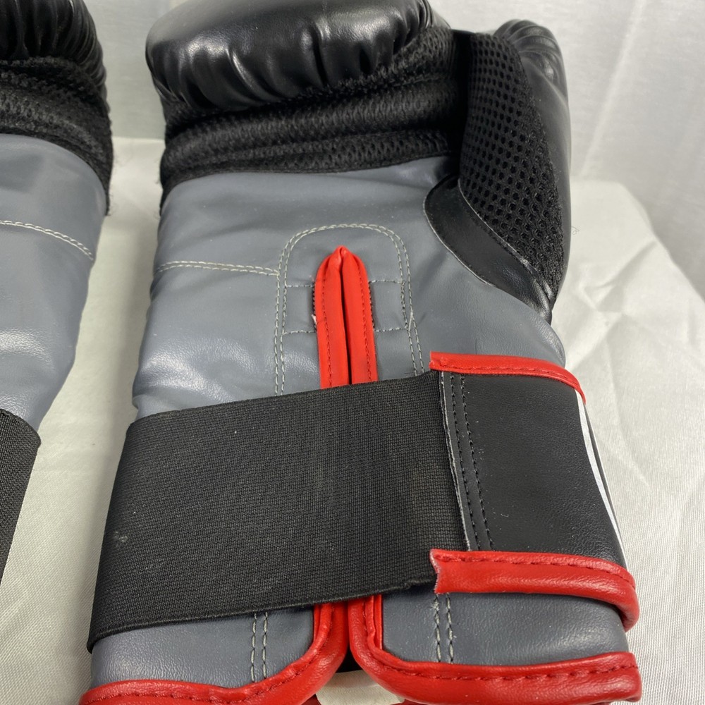 Everlast 14 oz Sparing Boxing Core Training Gloves Black Red hook loop Closure
