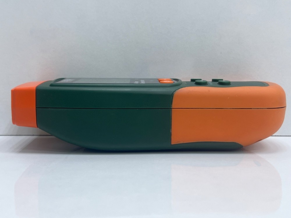 EXTECH SDL200 4-CHANNEL TEMPERATURE METER