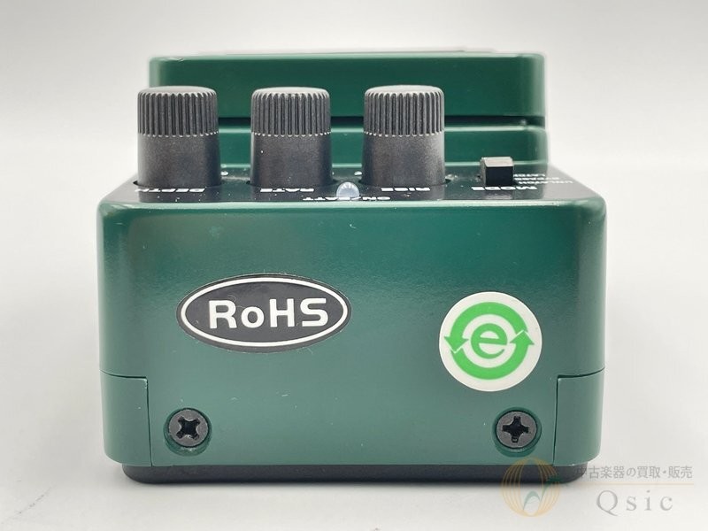 [Used] BEHRINGER UV300 Auto-wah whose response changes depending on picking