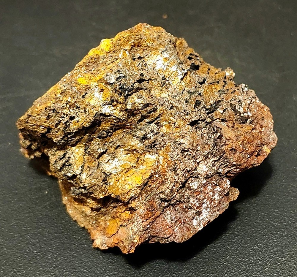 Gold Ore Specimen / Visible Gold