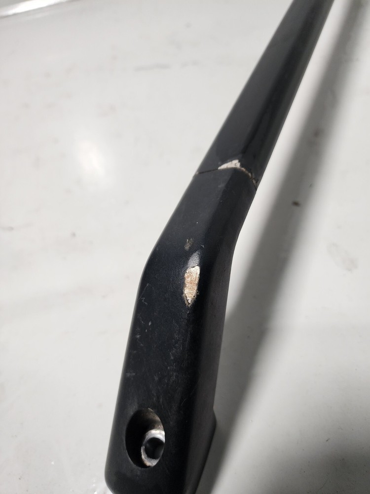 Mack Anthem Composite LH 40(in) Grab Handle, Cab Entry