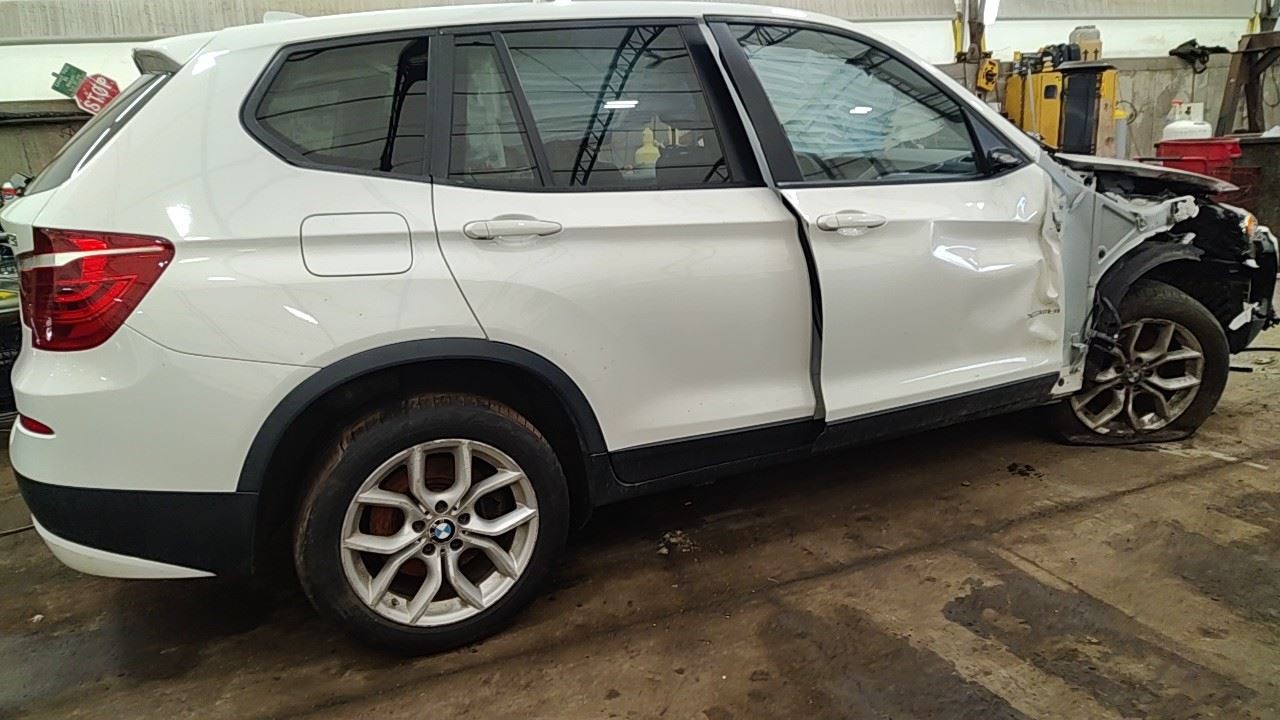 (LOCAL PICKUP ONLY) Trunk/Hatch/Tailgate With Power Opening And Closing Fits 11-