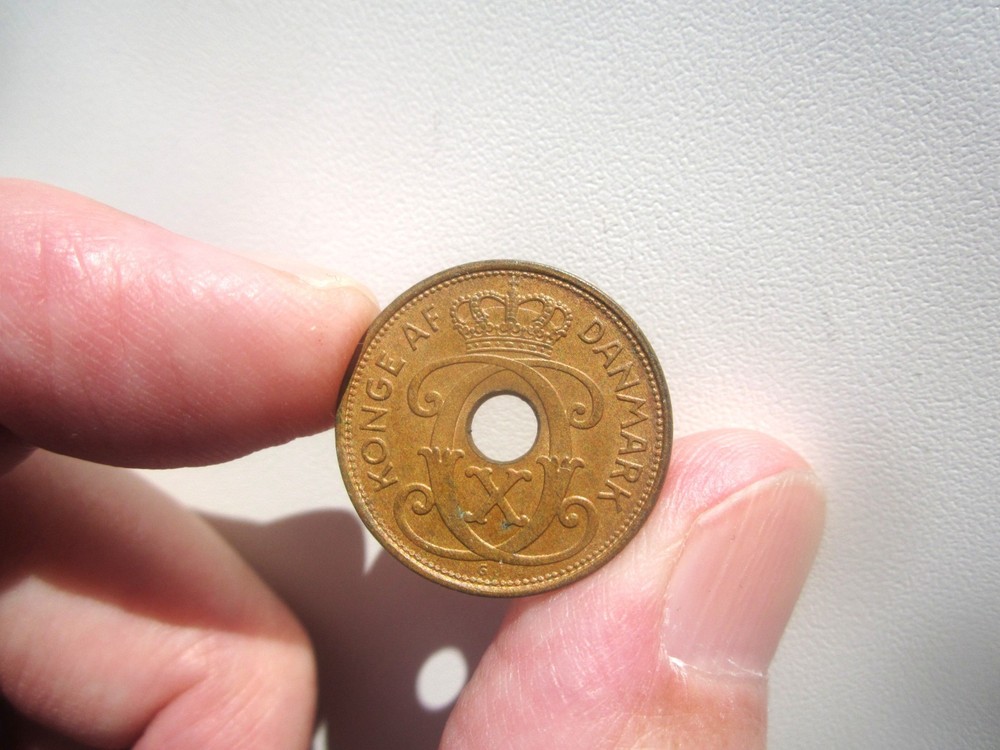 HIGH GRADE 1940 DENMARK 2 ORE