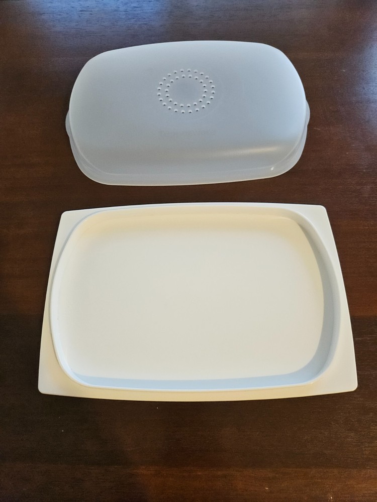 Tupperware CheeSmart Tray Charcuterie Fruit Vent Lid Rectangle Container