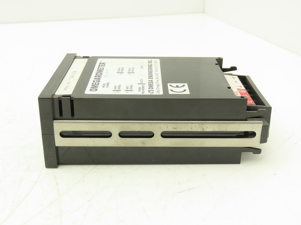 Omega DP2140-P8 Digital Panel Meter Display 120V DP2000 Omegarometer