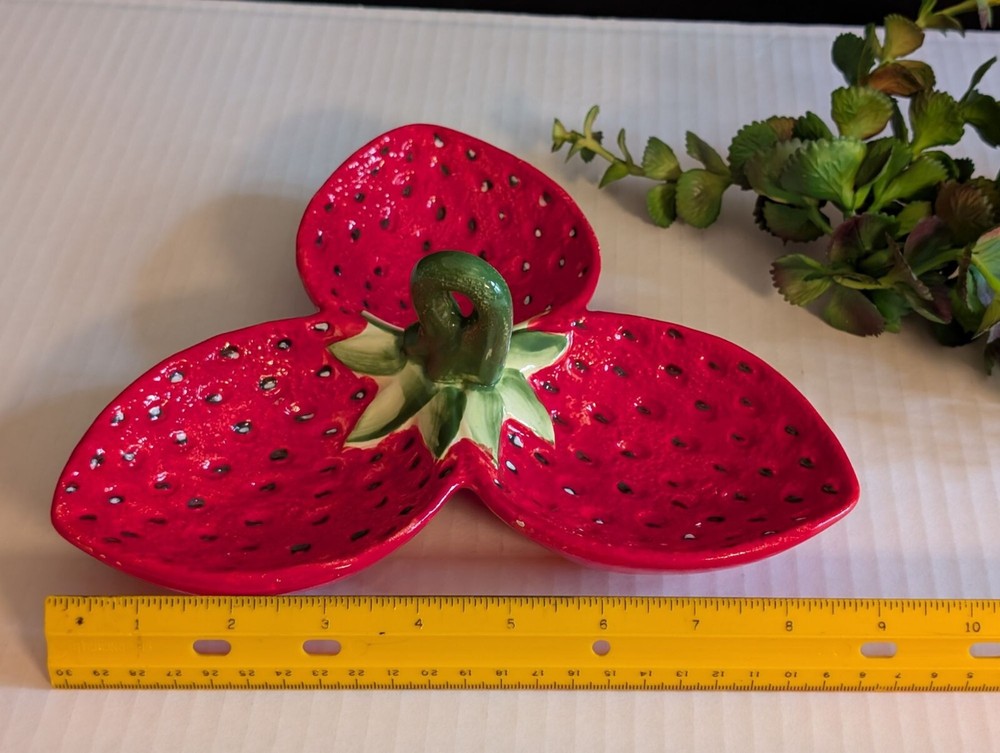Strawberry-Shaped Ceramic Divided Serving Tray With Green Leafy Handle 9"