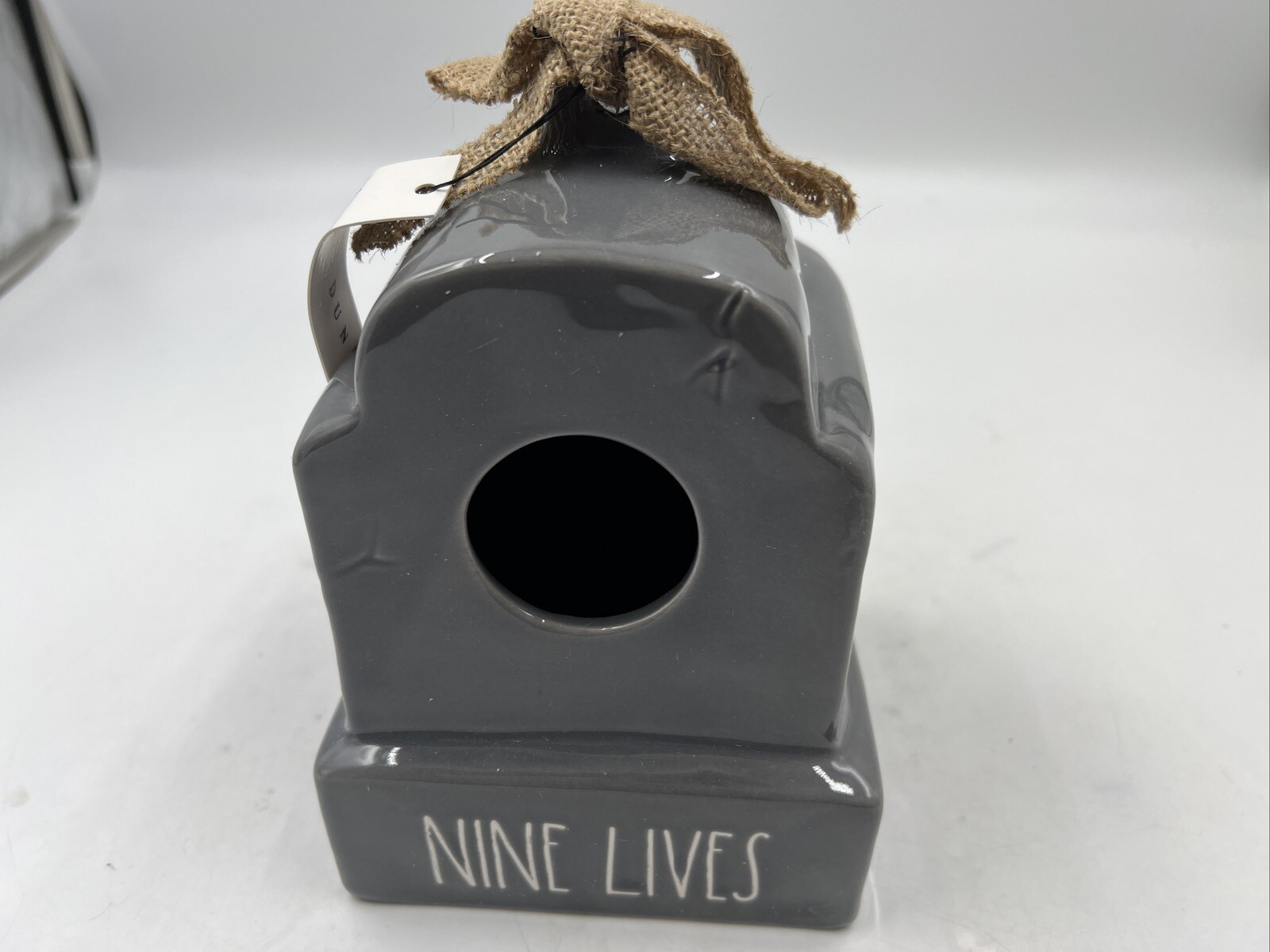 Rae Dunn Ceramic Nine Lives Tomb Birdhouse BB02B20001