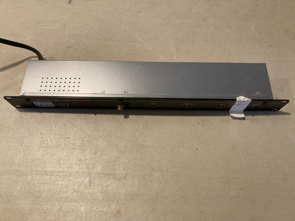 Pico Macom PCM55 Audio / Video Modulator Channel E