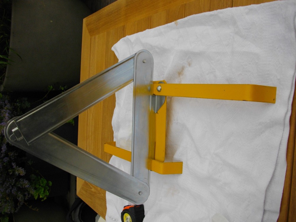 Fold-Out WARNING TRIANGLE Hazard Sign Sturdy Solid Metal Wind Resist USA Made