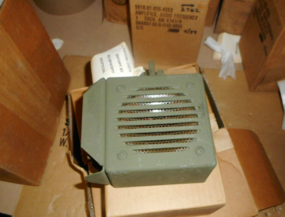 AM-6747/V AUDIO FREQUENCY AMPLIFIER LOUD SPEAKER 24VDC  NOS