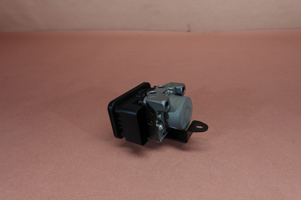 2013-2017 Kawasaki Ninja 300 EX300 ABS Pump Unit Module