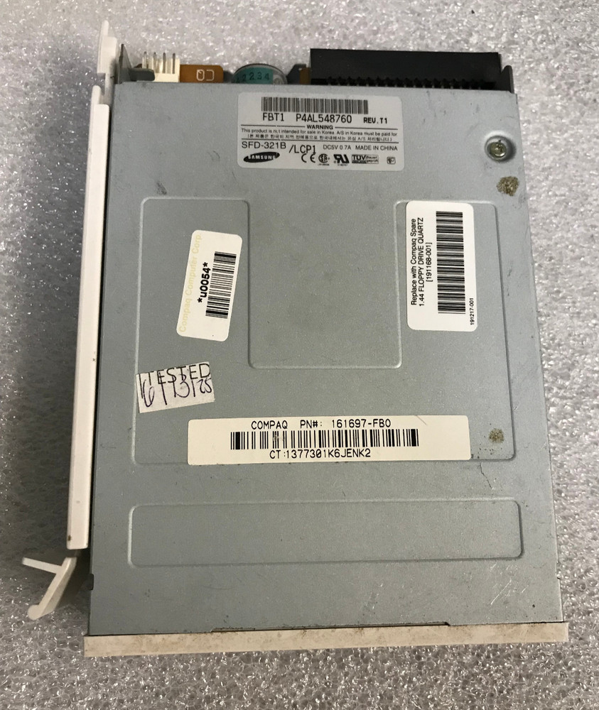 Samsung SFD-321B Compaq 161697-FB0 3.5" Internal Floppy Disk Drive