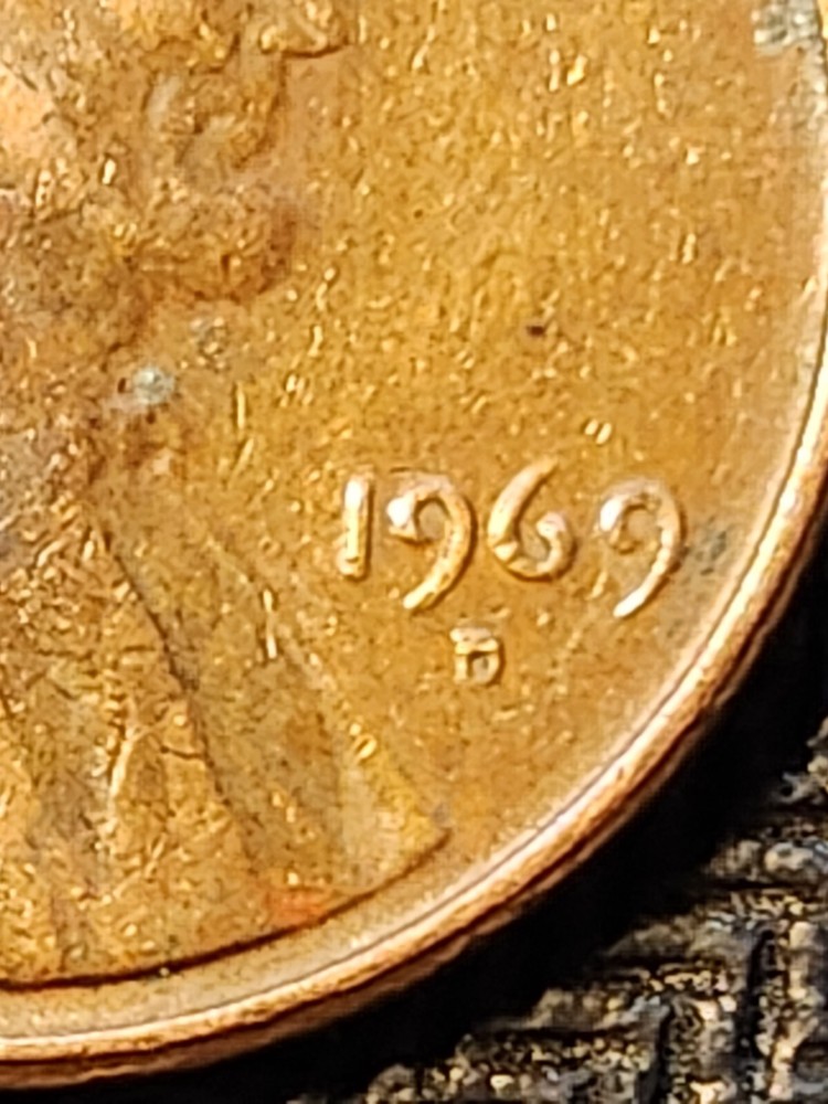 Re-punched Mint Mark 1969 D Lincoln Cent D/D