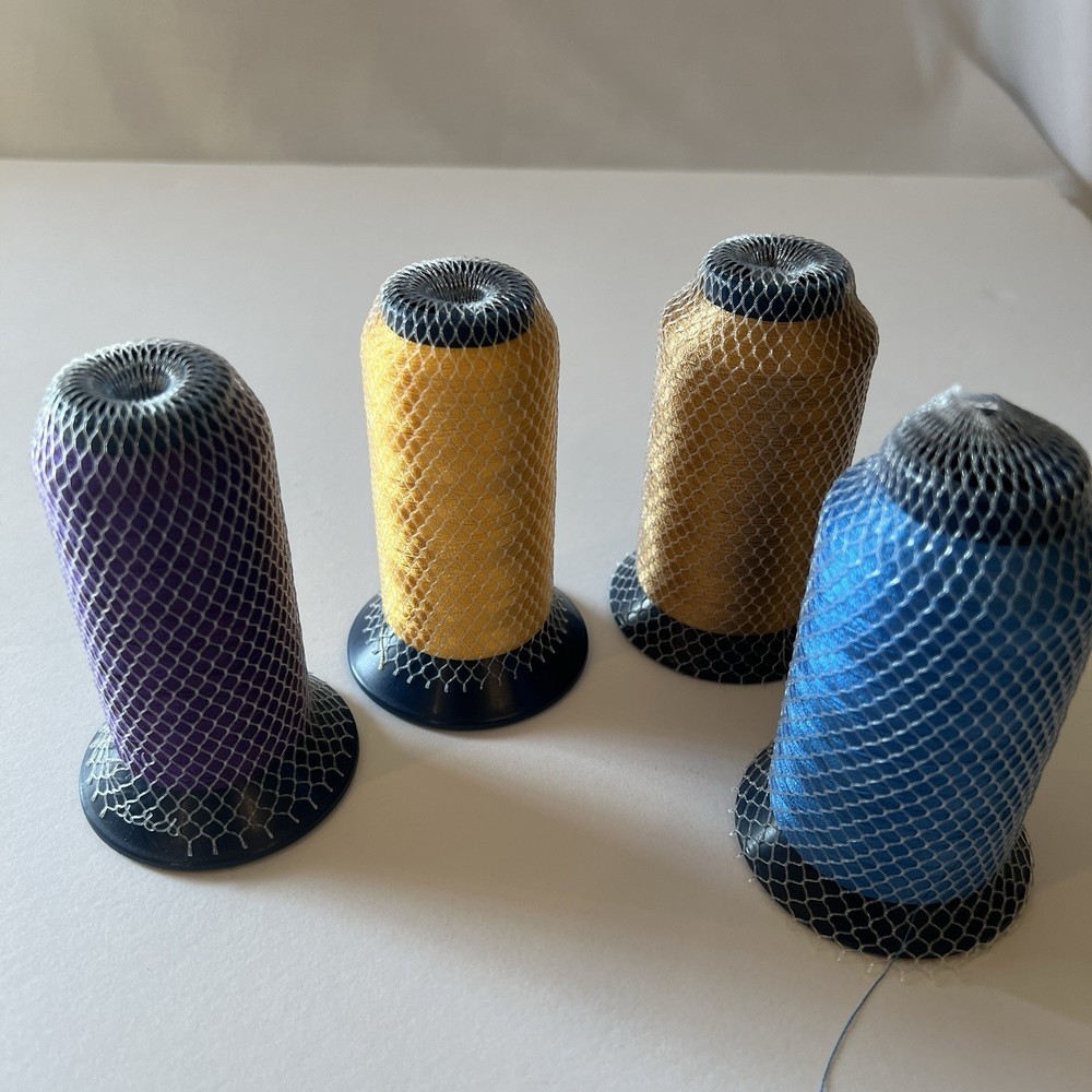 Lot 17 Partial Spools A&E Robison-Anton Embroidery Thread Rayon 5500 Yard